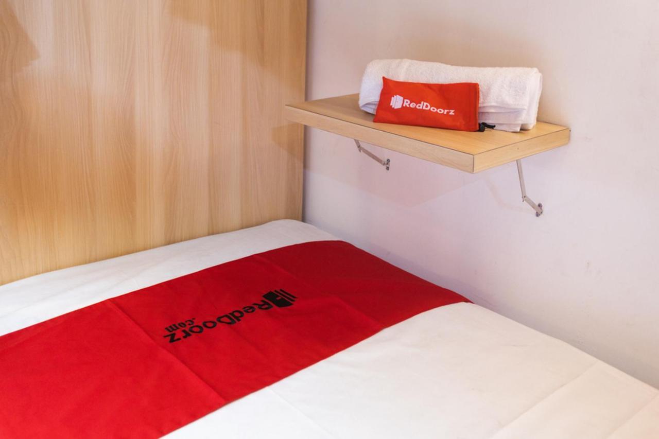 Reddoorz Hostel @ Malang City Center 2 Экстерьер фото